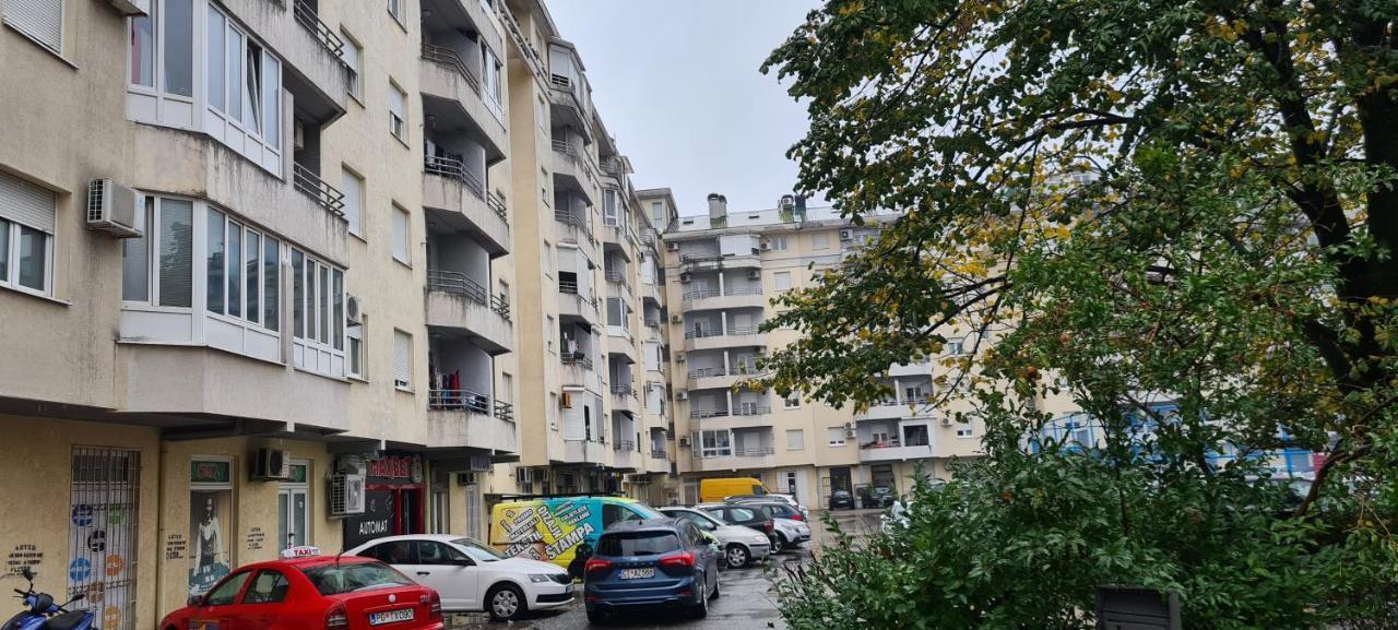 פודגוריצה Apartman Velimir Stari Aerodrom מראה חיצוני תמונה