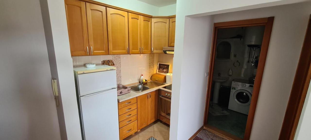 פודגוריצה Apartman Velimir Stari Aerodrom מראה חיצוני תמונה